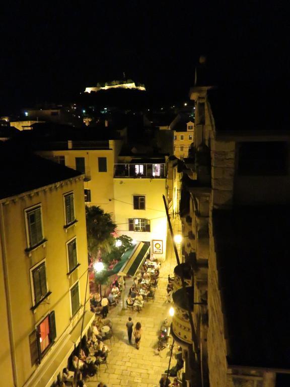 Apartments Cico Šibenik Rum bild