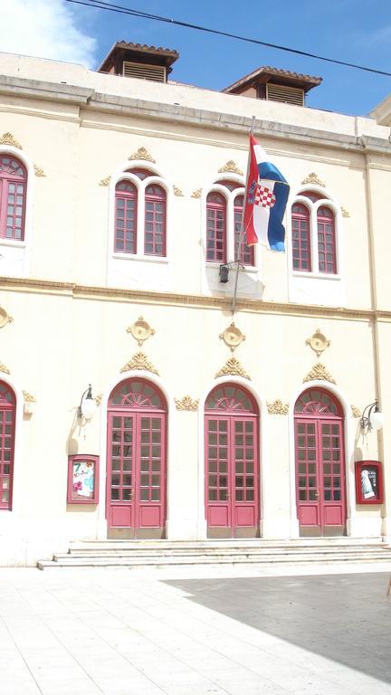 Apartments Cico Šibenik Rum bild